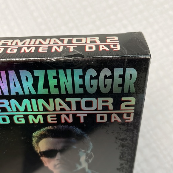 Terminator 2 Judgment Day VHS Factory Sealed! Holographic Cover 1999 - Picture 8 of 9